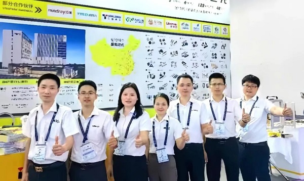 合發(fā)齒輪展會活動現場團隊合照